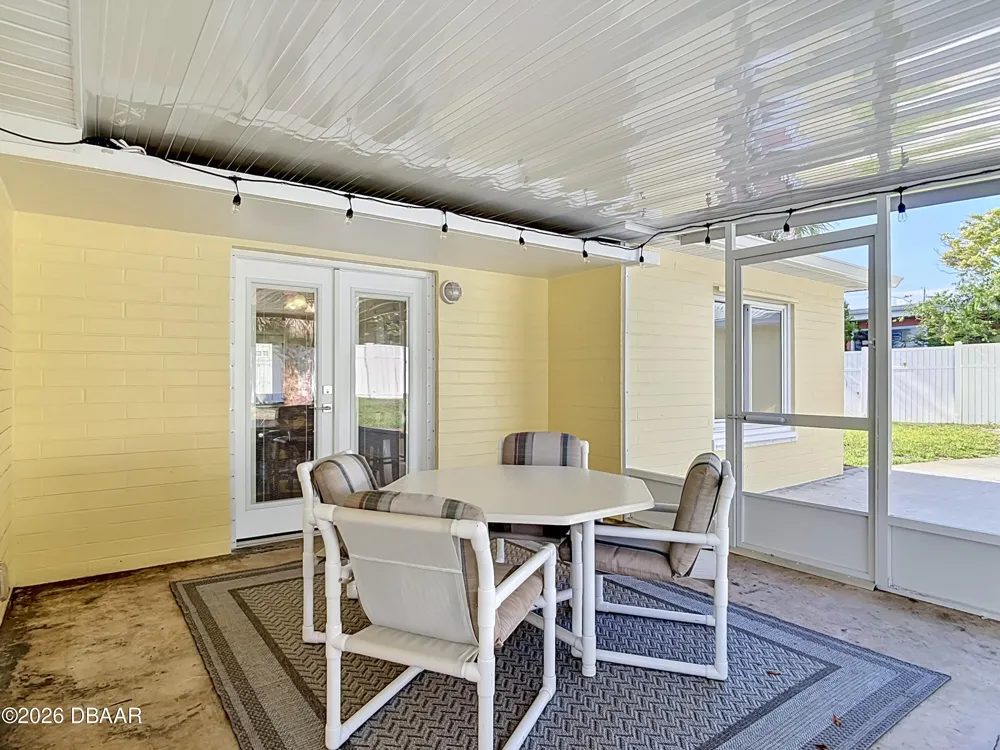 1621 Oleander Avenue Daytona Beach, FL 32118