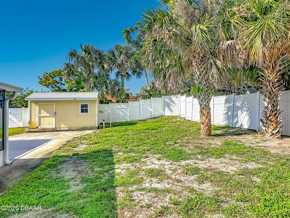 1621 Oleander Avenue Daytona Beach, FL 32118