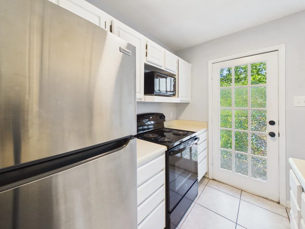 2409 Leon Street #201 Austin, TX 78705