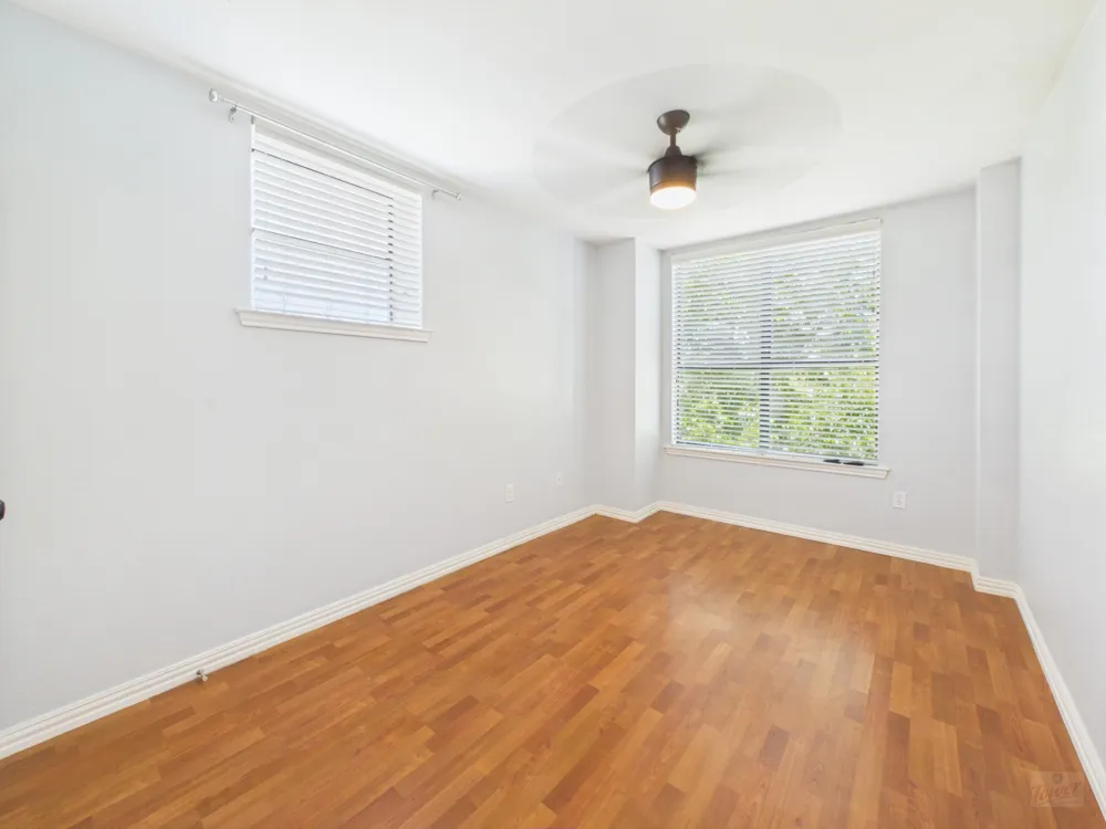 2409 Leon Street #201 Austin, TX 78705