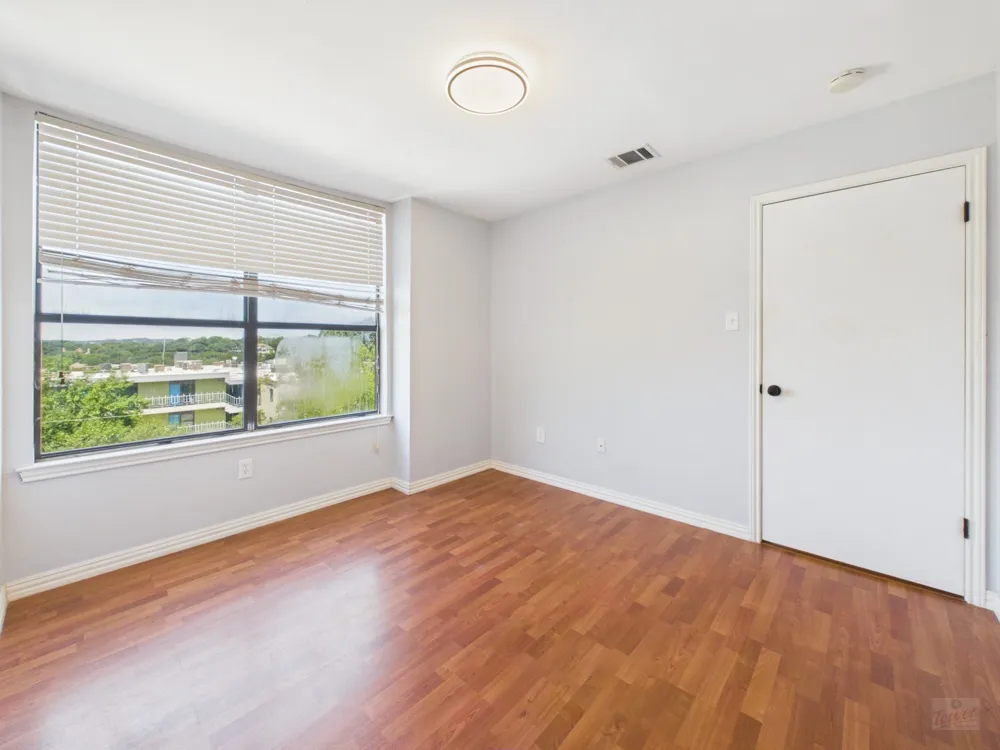2409 Leon Street #201 Austin, TX 78705