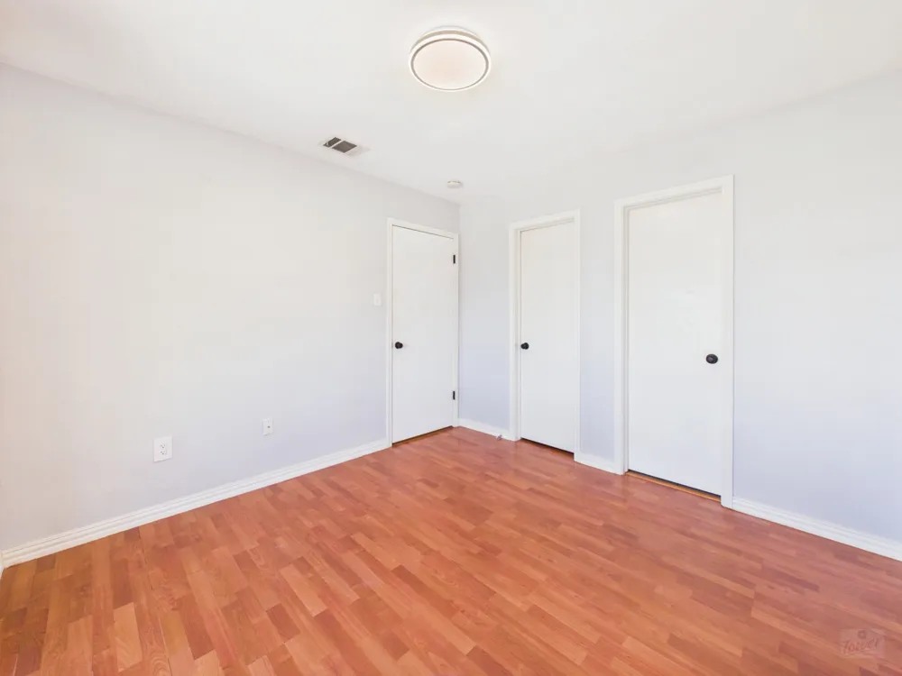 2409 Leon Street #201 Austin, TX 78705