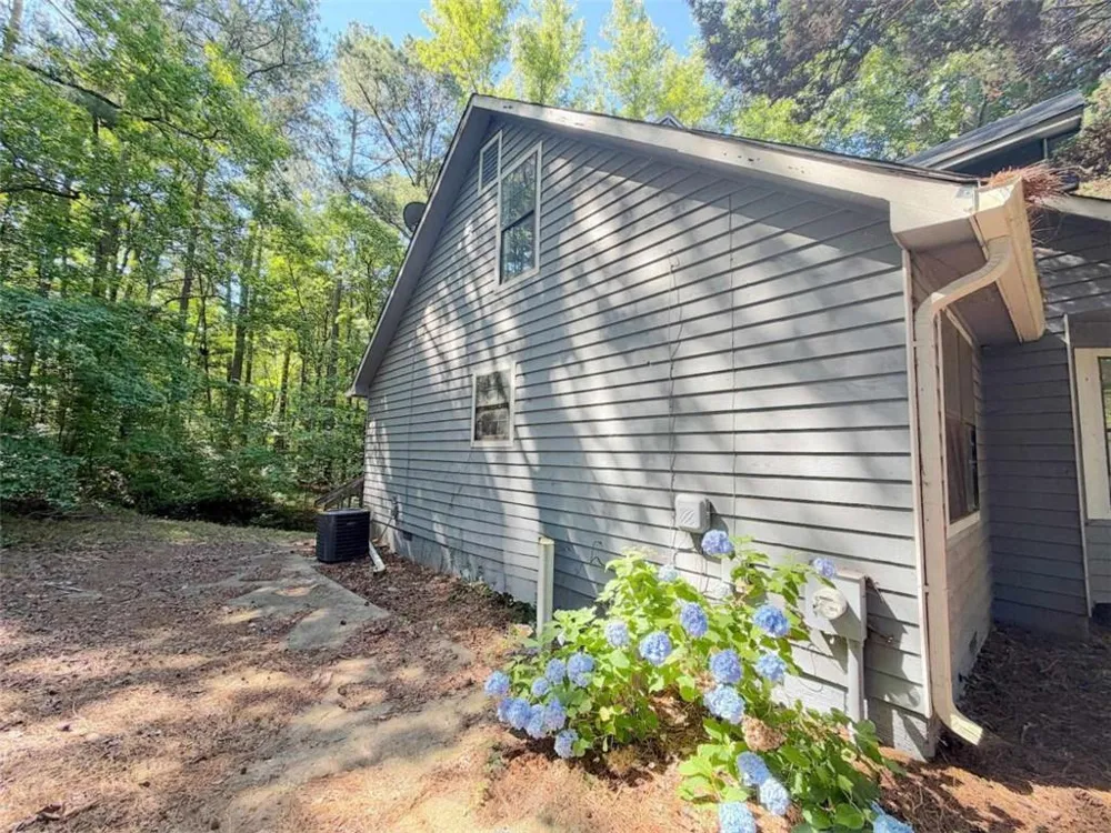6859 S Lakewood Terrace S Douglasville, GA 30135