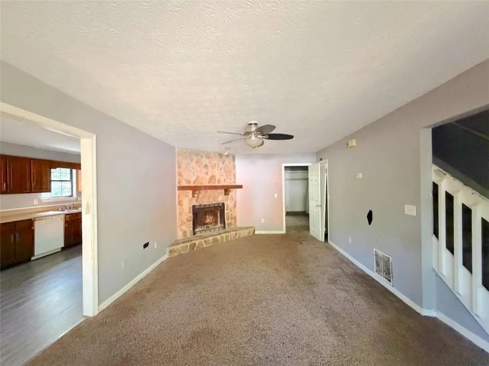 6859 S Lakewood Terrace S Douglasville, GA 30135