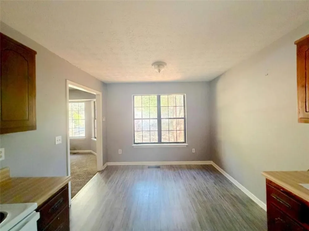 6859 S Lakewood Terrace S Douglasville, GA 30135
