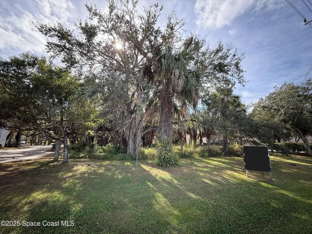 Hibiscus Boulevard Melbourne, FL 32901