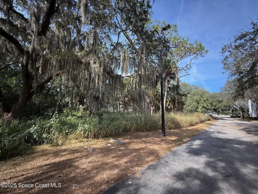 Hibiscus Boulevard Melbourne, FL 32901