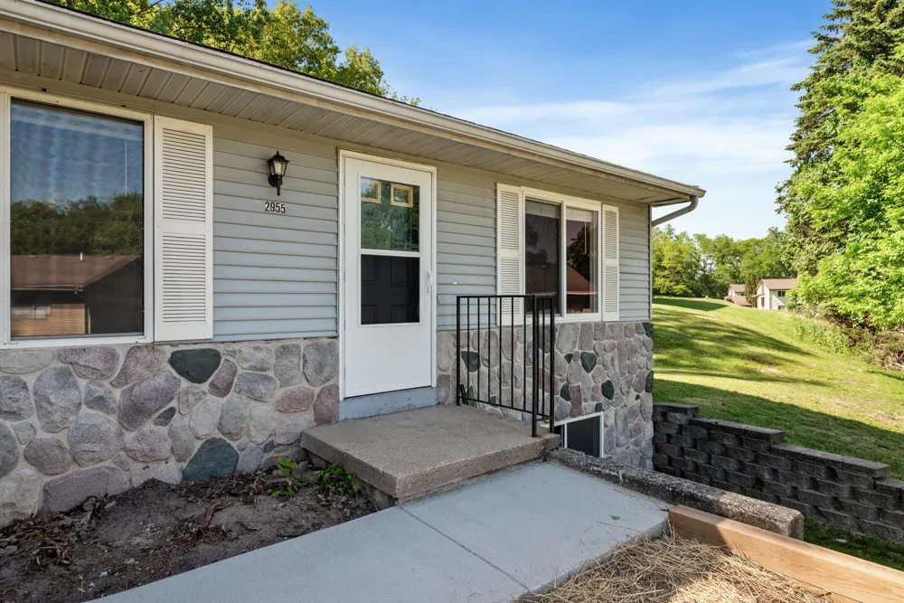 2955 Englewood Avenue SE Grand Rapids, MI 49508