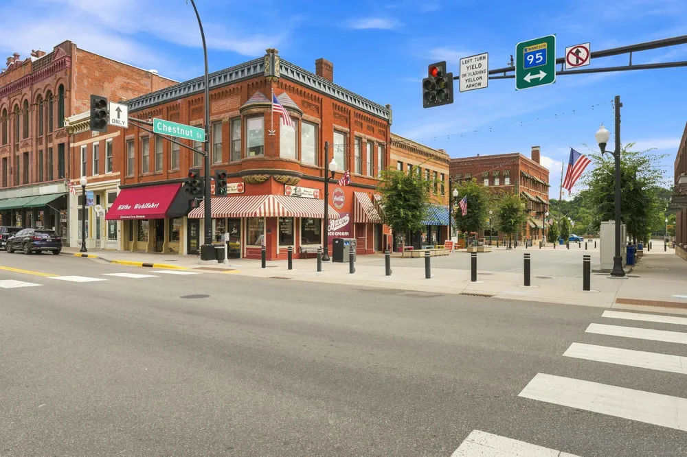 350 Main Street #242 Stillwater, MN 55082
