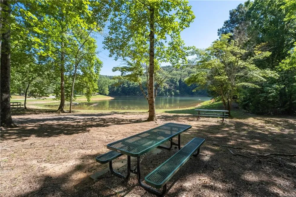 187 Stirratt Road Ranger, GA 30734