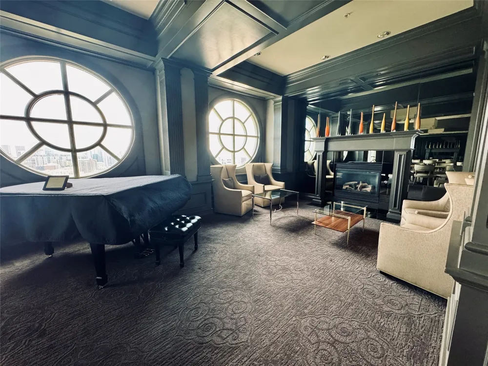 3401 Lee Parkway #1906 Dallas, TX 75219