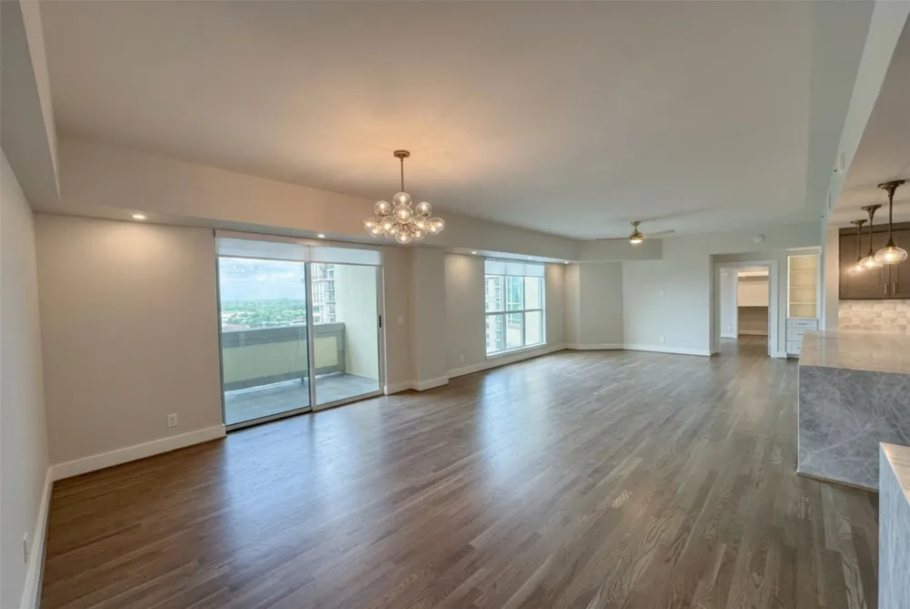 3401 Lee Parkway #1906 Dallas, TX 75219