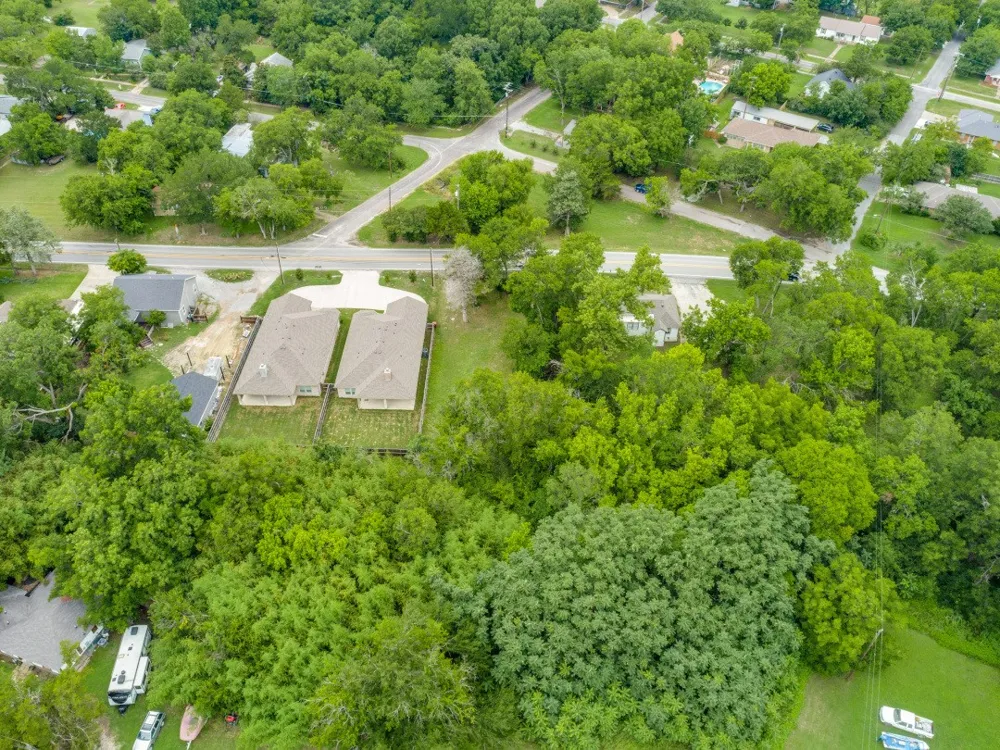 931 E Jefferson Street Van Alstyne, TX 75495
