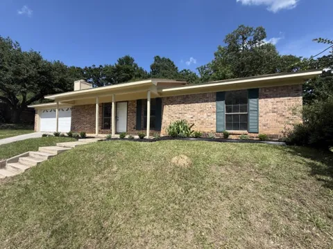 210 Syble Lane