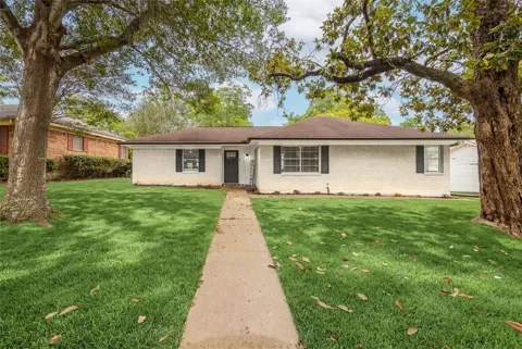 2411 Airline Drive