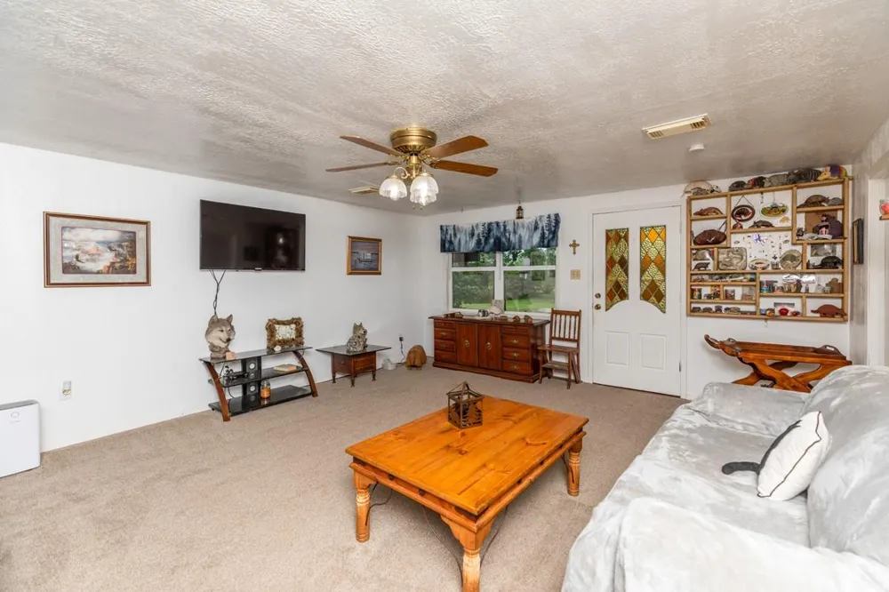 3210 Fm 82 Call, TX 75933