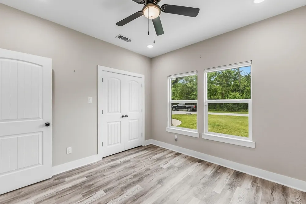 164 Braford Drive Onalaska, TX 77360