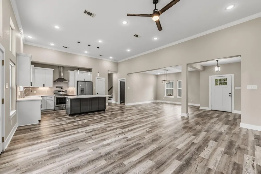 164 Braford Drive Onalaska, TX 77360