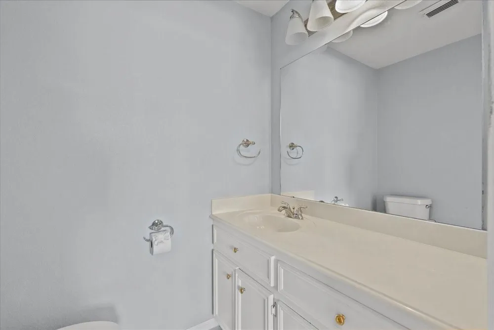 984 Bonita Street Bayou Vista, TX 77563