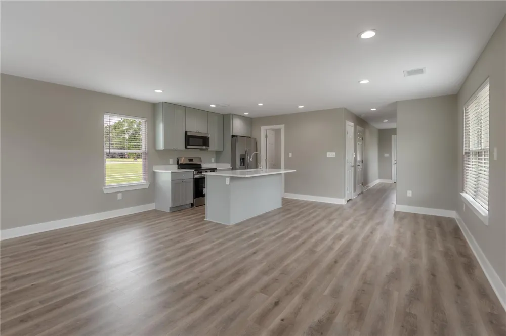 250 Shady Oaks Drive Point Blank, TX 77364