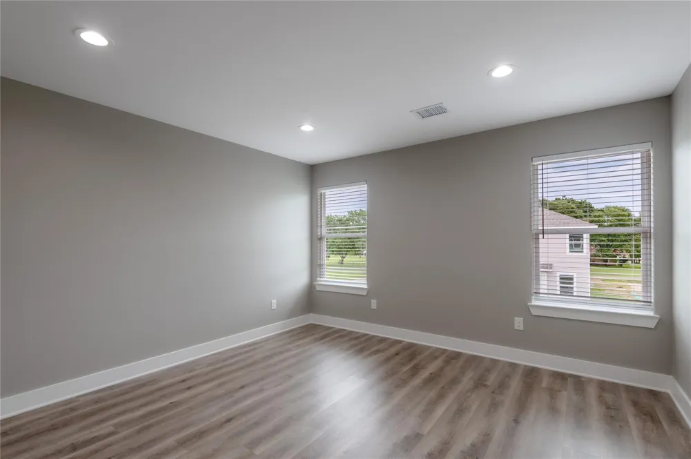 250 Shady Oaks Drive Point Blank, TX 77364