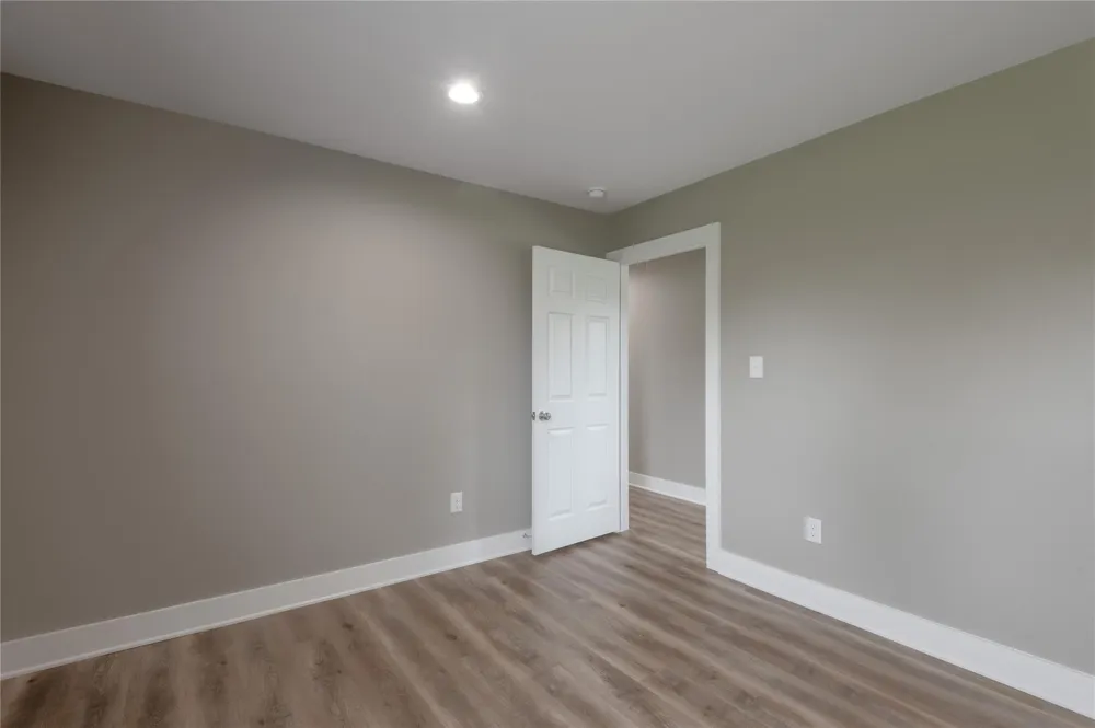 250 Shady Oaks Drive Point Blank, TX 77364