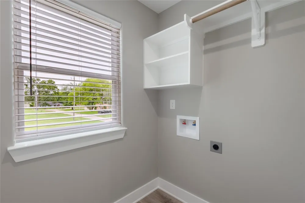 250 Shady Oaks Drive Point Blank, TX 77364