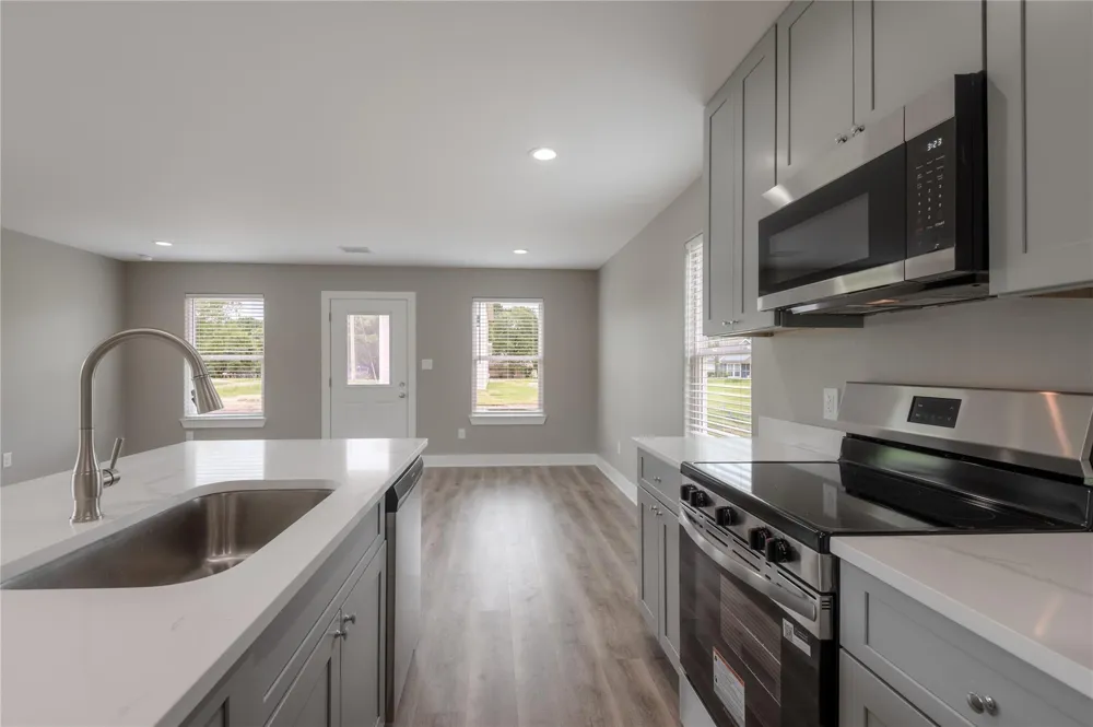 250 Shady Oaks Drive Point Blank, TX 77364