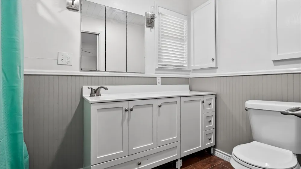 317 Madison Street Madisonville, TX 77864