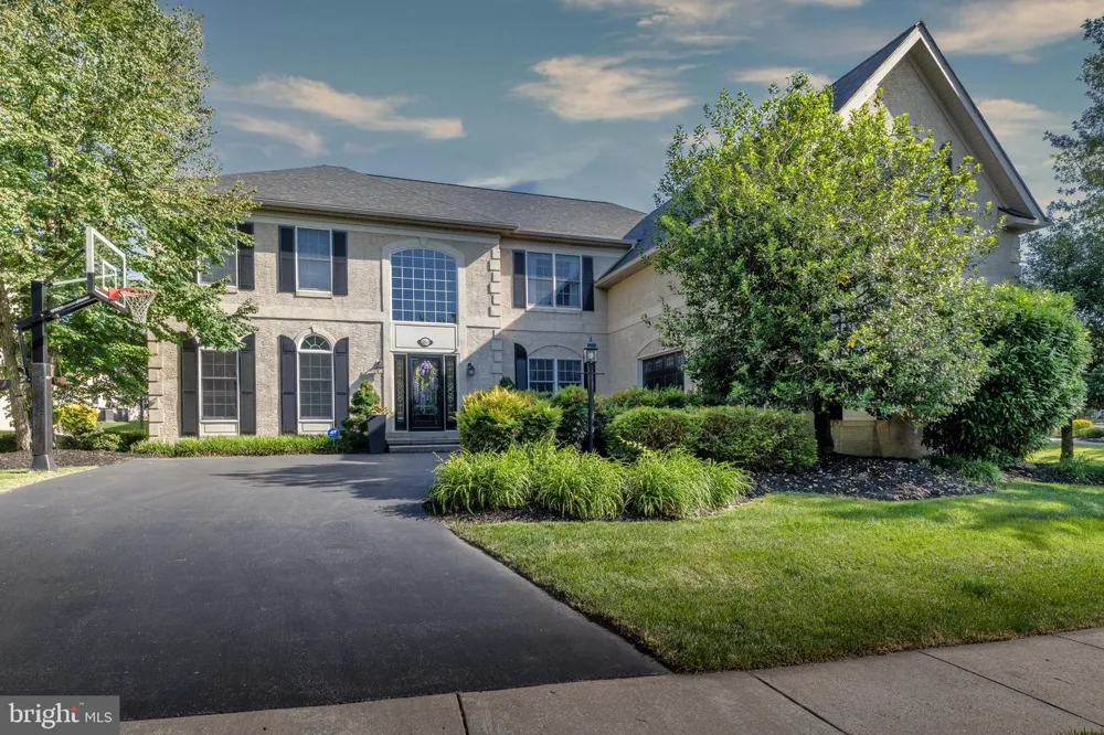 263 RIVERCREST DRIVE Phoenixville, PA 19460