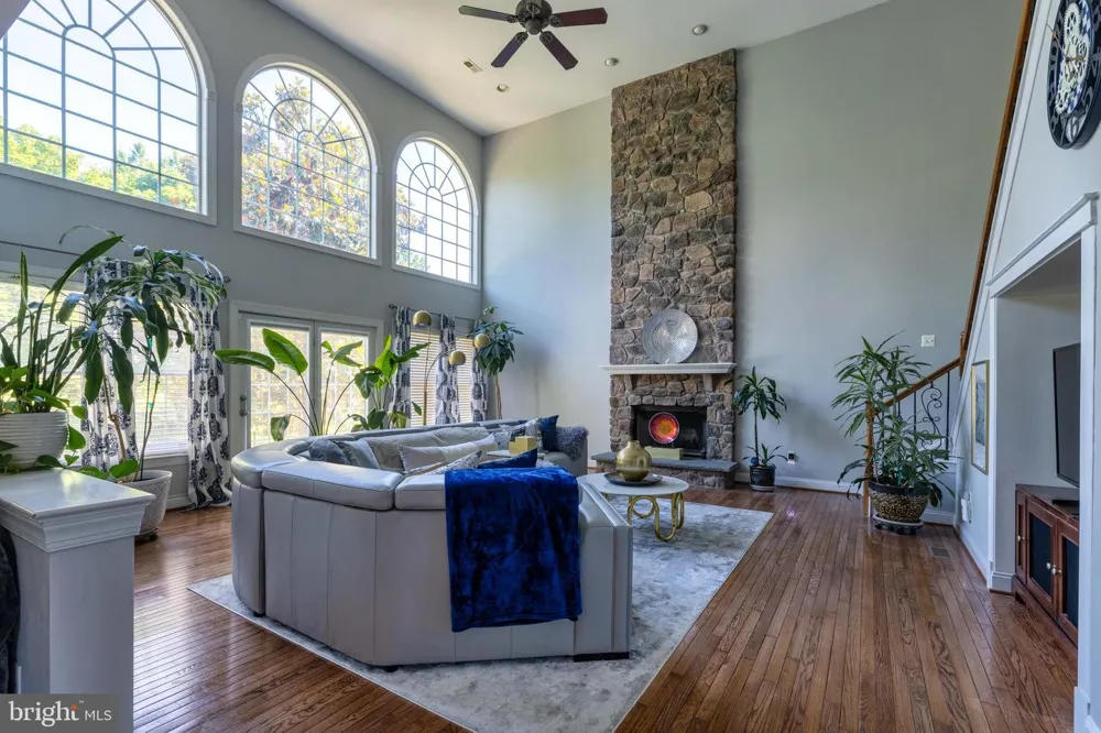 263 RIVERCREST DRIVE Phoenixville, PA 19460