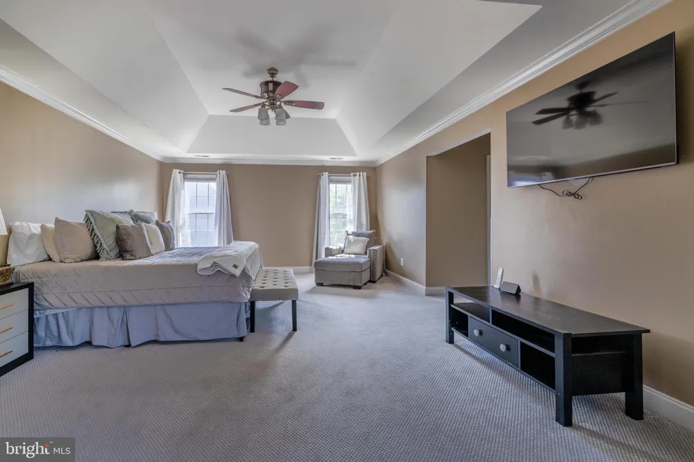 263 RIVERCREST DRIVE Phoenixville, PA 19460