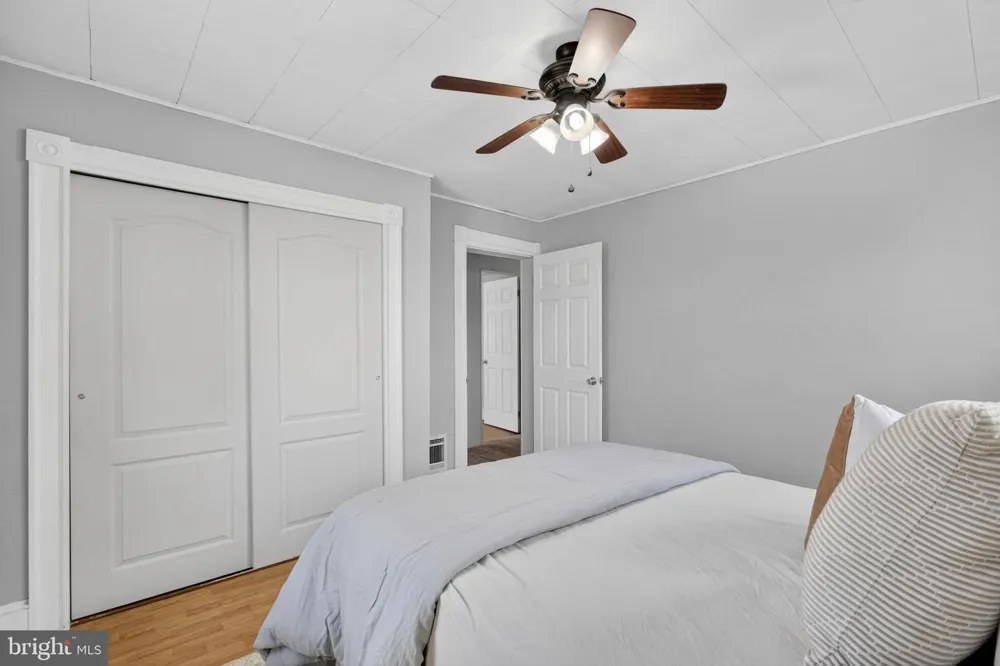 9 ROGNEL Baltimore, MD 21228