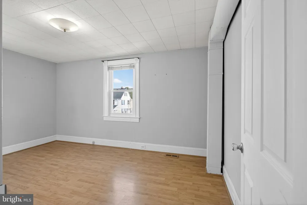 9 ROGNEL Baltimore, MD 21228