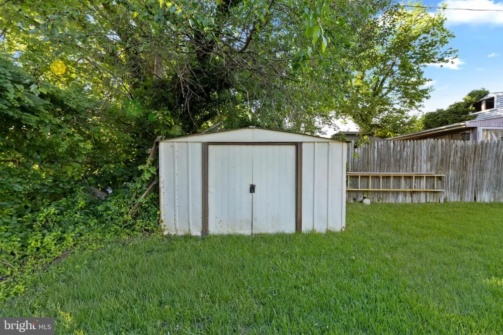 9 ROGNEL Baltimore, MD 21228