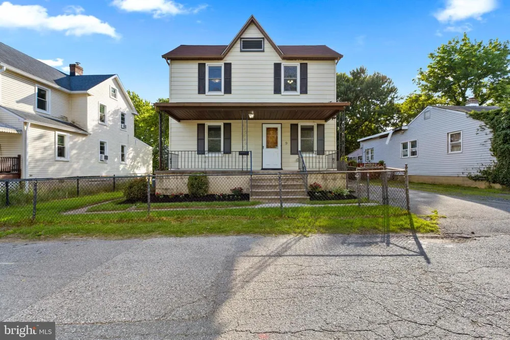 9 ROGNEL Baltimore, MD 21228