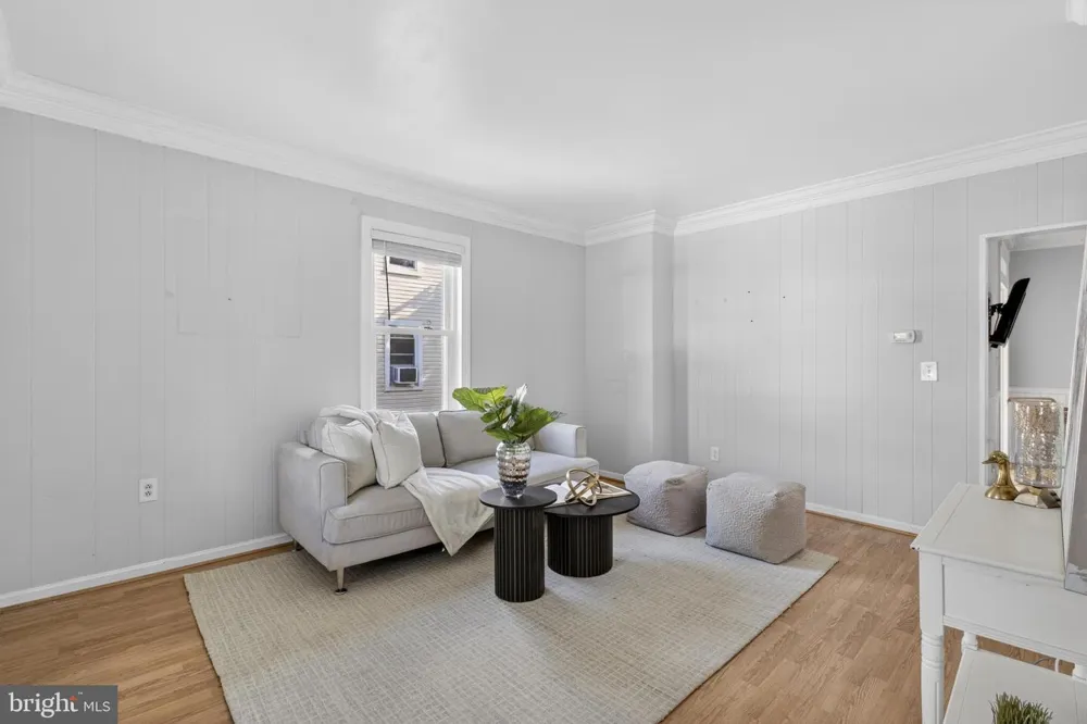 9 ROGNEL Baltimore, MD 21228