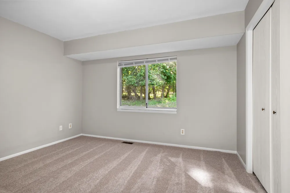 2957 Englewood Avenue SE Grand Rapids, MI 49508