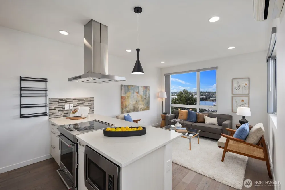 1208 W Emerson Street Seattle, WA 98119