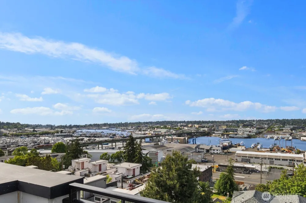 1208 W Emerson Street Seattle, WA 98119