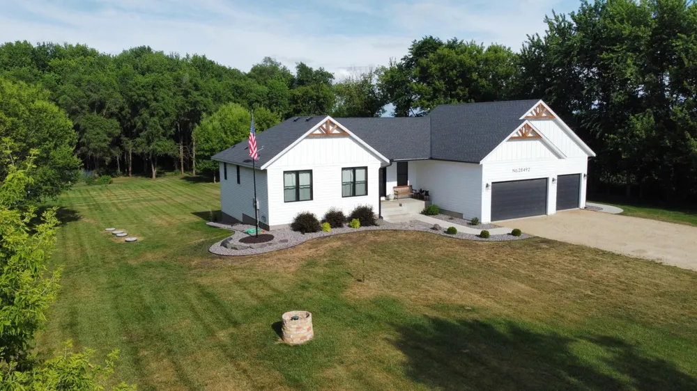 28492 Hogan Avenue Randolph, MN 55065