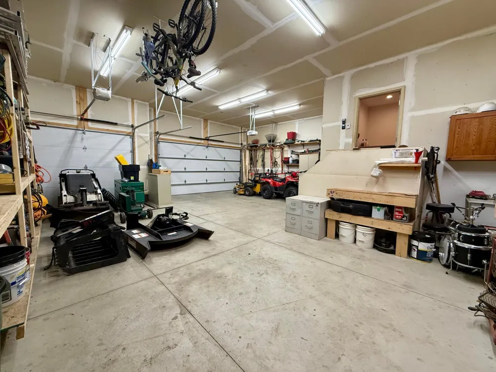 28492 Hogan Avenue Randolph, MN 55065