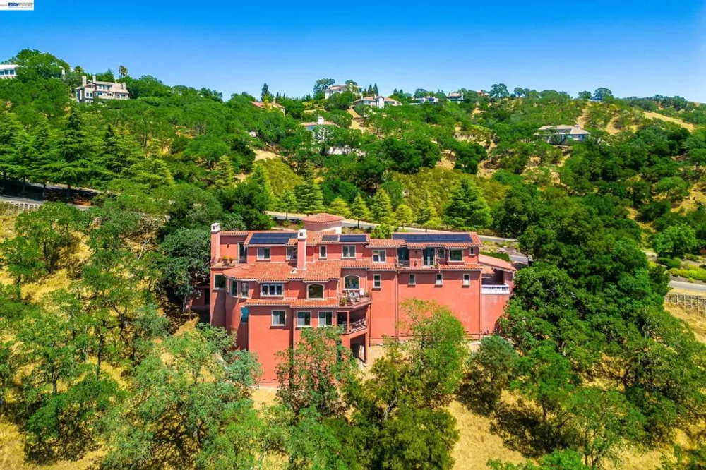 2529 Biltmore Dr Alamo, CA 94507