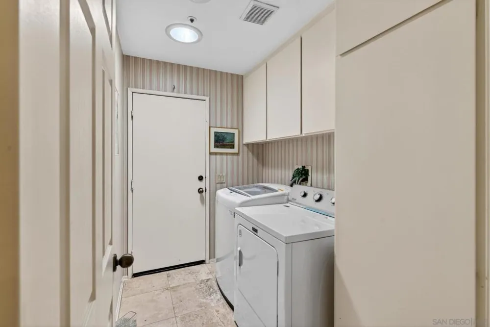 2370 Vista Valley Vista, CA 92084