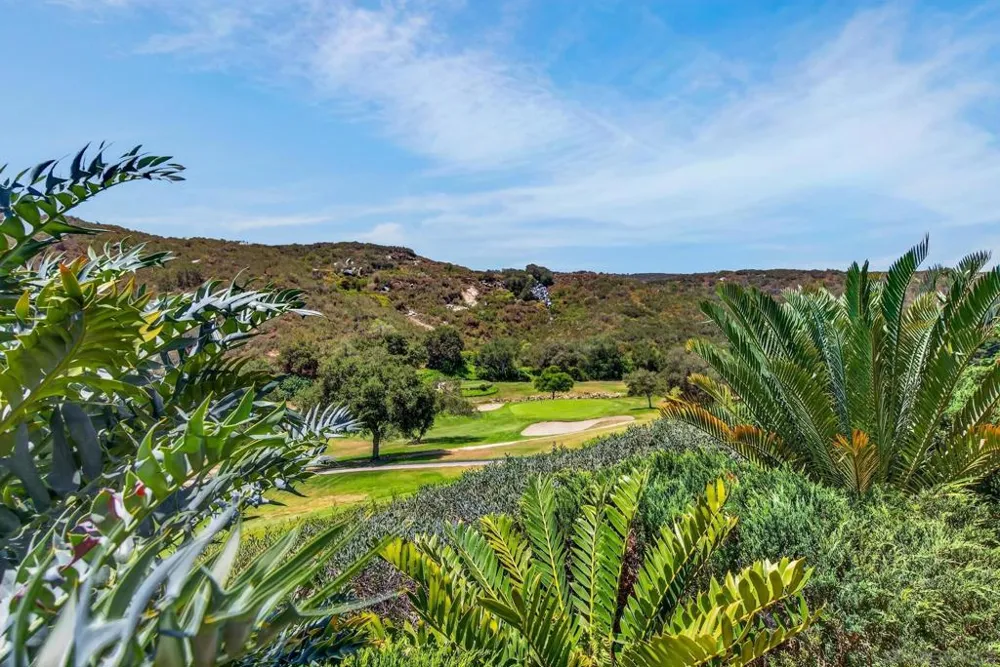 2370 Vista Valley Vista, CA 92084
