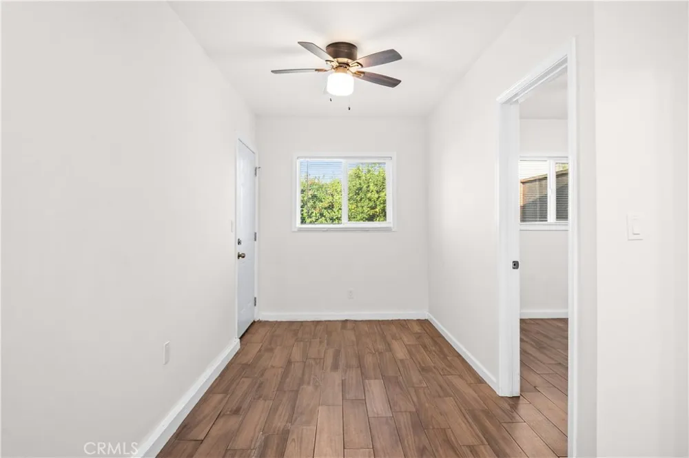 10910 S Burl Inglewood, CA 90304