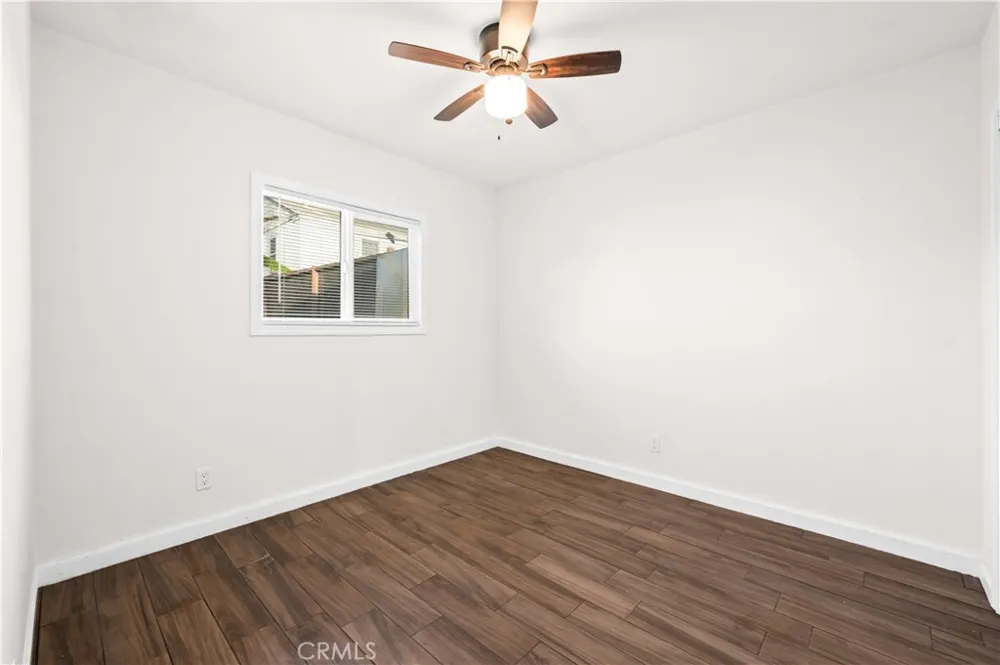10910 S Burl Inglewood, CA 90304