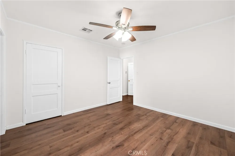 10910 S Burl Inglewood, CA 90304