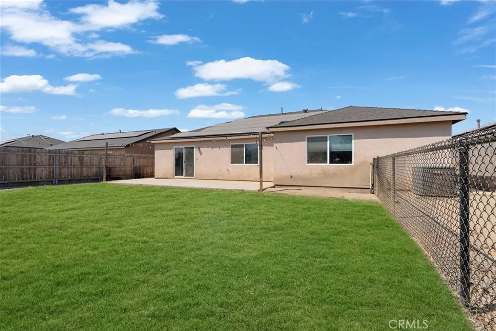 2439 Madeline Drive Hanford, CA 93230