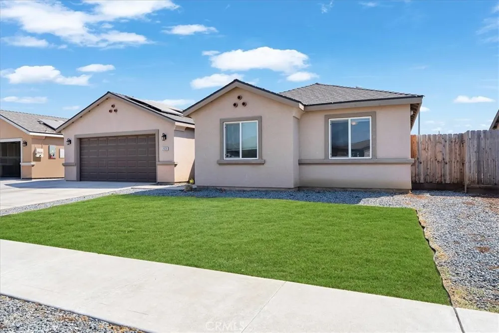 2439 Madeline Drive Hanford, CA 93230